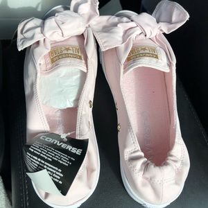 Converse chuck Taylor all star knot ( blush pink)